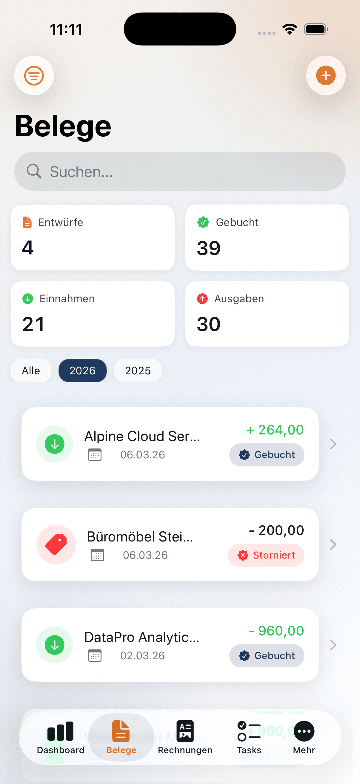 iPhone Belegliste von LExIT Accounting mit Suchfeld, Statuskarten und Jahresfilter